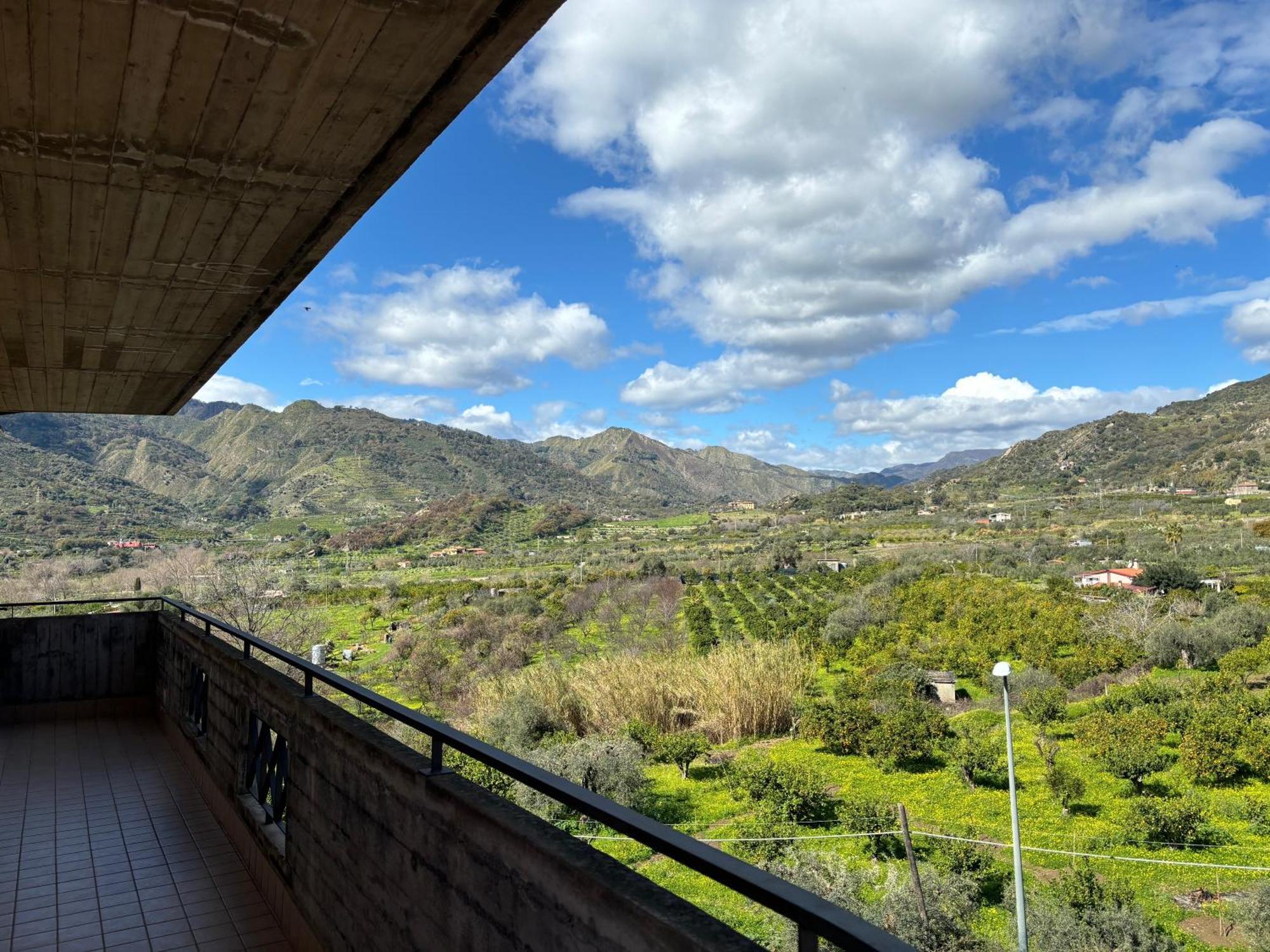 Il Sole Dell'Alcantara Apartment Gaggi Exterior foto